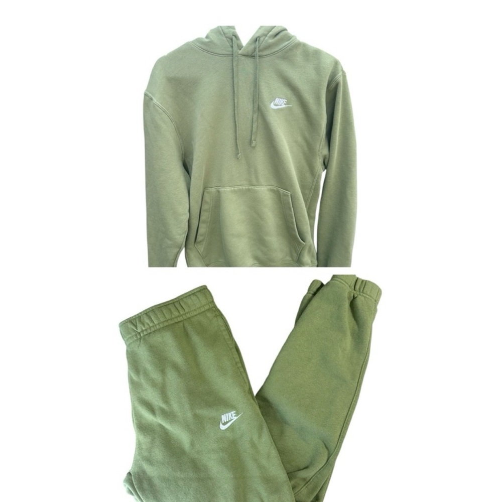 Men’s Nike jogger set